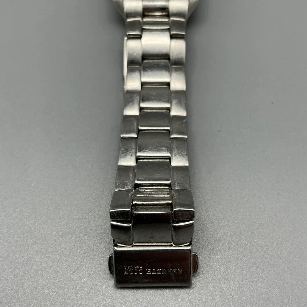 Kenneth Cole Mens Watch 30mm Silver Tone Stainless Date KC3297 New Battery 7.25